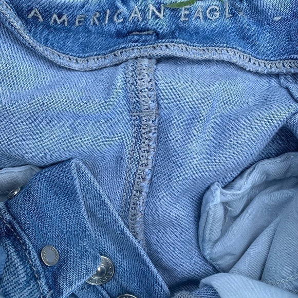 AMERICAN Eagle High Waist Denim Shorts Size 4 - Picture 5 of 6